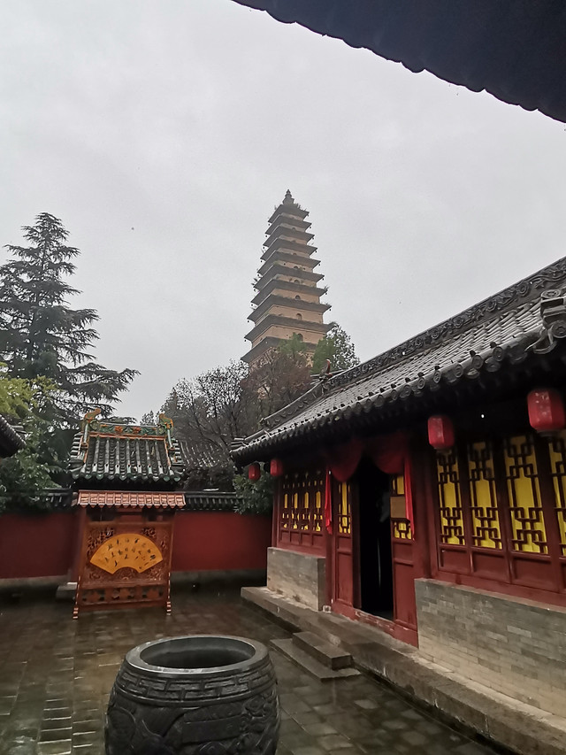 A scenic view of Yuncheng Sanguan Miao Xinjiang