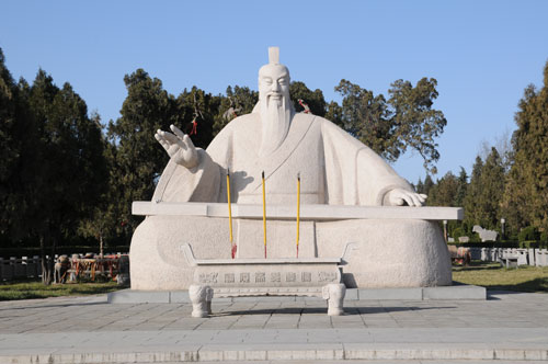 A scenic view of Yuncheng Shundi Ling Miao