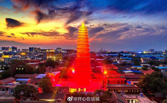 A scenic view of Yuncheng Taiping Xingguo Temple Pagoda