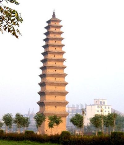 A scenic view of Yuncheng Wanrong Hanquan Pagoda