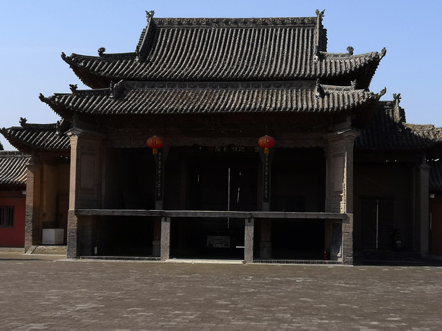 A scenic view of Yuncheng Wanrong Houtu Temple