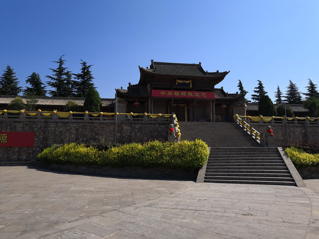 A scenic view of Yuncheng Wanrong Houtu Temple