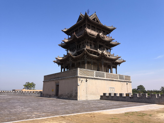 A scenic view of Yuncheng Wanrong Houtu Temple