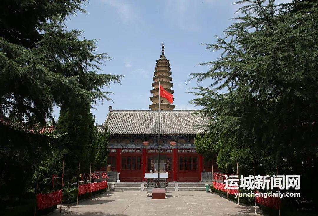 A scenic view of Yuncheng Xiangkou Shousheng Temple Brick Pagoda