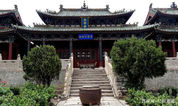 A scenic view of Yuncheng Xuexuan Family Temple And Tomb