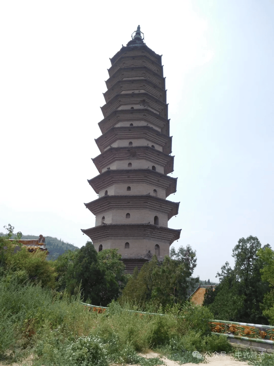 A scenic view of Yuncheng Yongji Wangu Temple