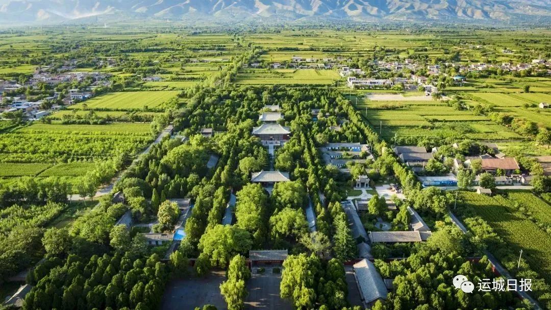 A scenic view of Yuncheng Yongle Palace
