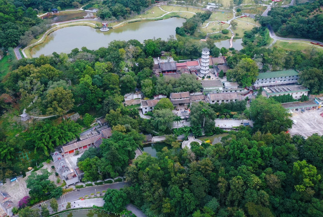 A scenic view of Yunfu Guoensi