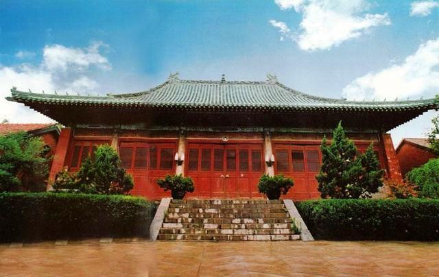 A scenic view of Yuxi Jiangchuan Wenmiao