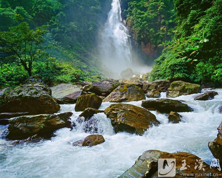 A scenic view of Yuxi Longxi Shizu Zhuangyuan