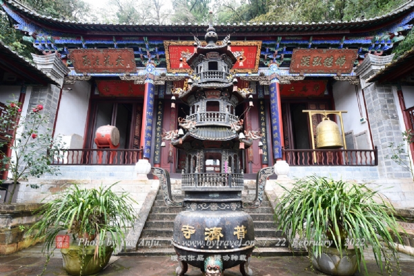 A scenic view of Yuxi Xiushan Gujianzhuqun
