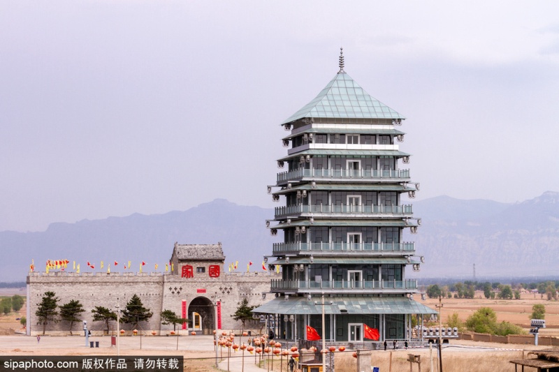 A scenic view of Zhangjiakou Gucheng Temple Chongguang Pagoda
