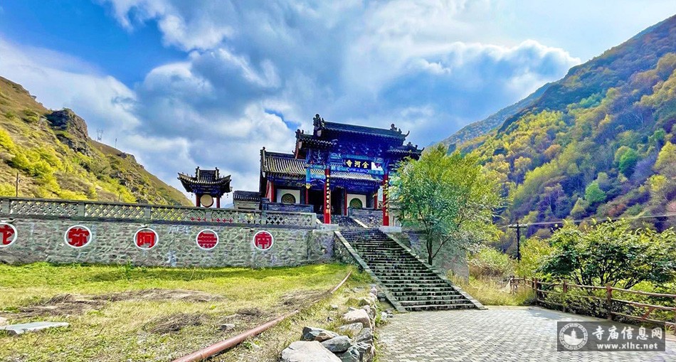 A scenic view of Zhangjiakou Jinhe Temple Xuanhuan Pagoda Group