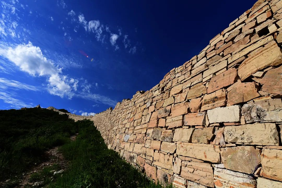 A scenic view of Zhangjiakou Jiuliancheng City Site
