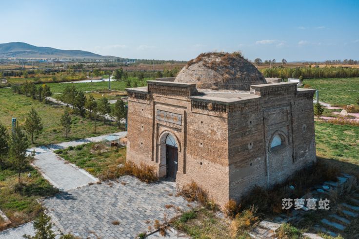 A scenic view of Zhangjiakou Shuzhuang Lou Yuan Tomb