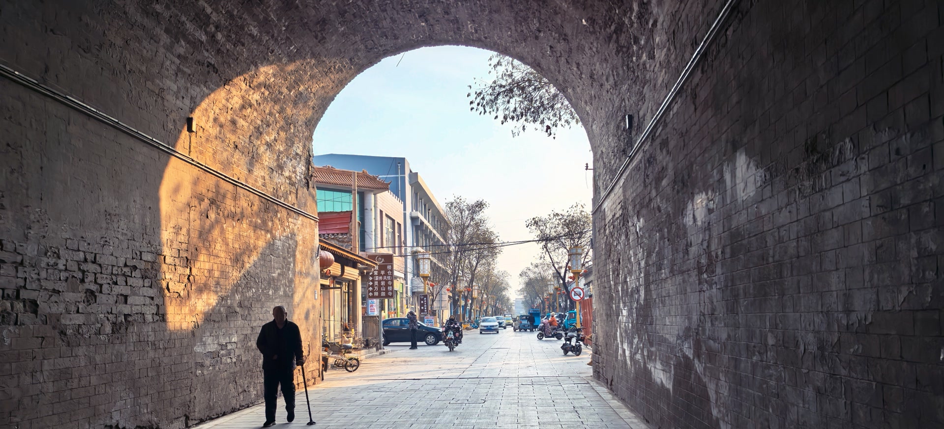 A scenic view of Zhangjiakou Weizhou Lingyan Temple
