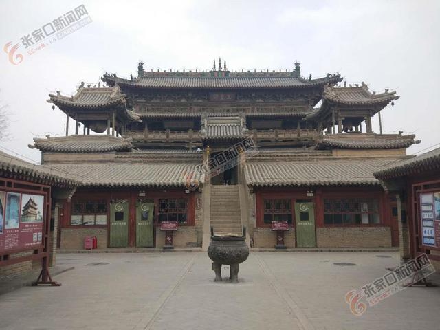 A scenic view of Zhangjiakou Weizhou Yuhuang Pavilion