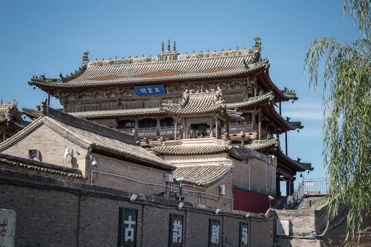 A scenic view of Zhangjiakou Weizhou Yuhuang Pavilion