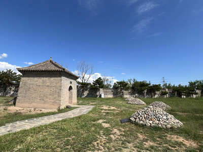 A scenic view of Zhangjiakou Xiabali Tomb Group