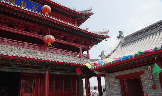 A scenic view of Zhangjiakou Ximalin Yuhuang Pavilion