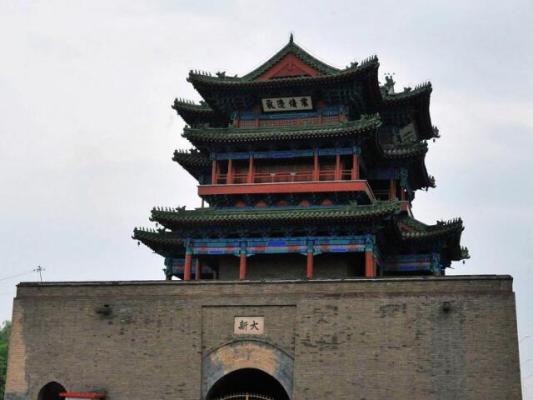 A scenic view of Zhangjiakou Xuanhua Ancient City Wall