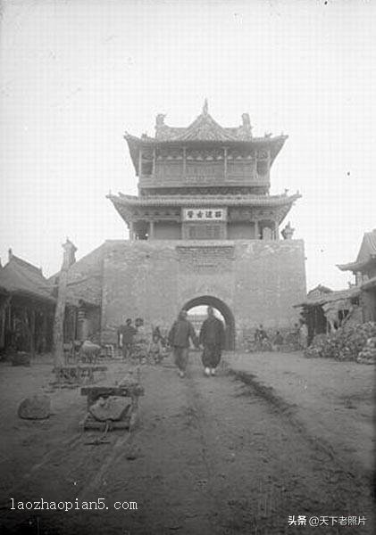 A scenic view of Zhangjiakou Zhaohua Temple