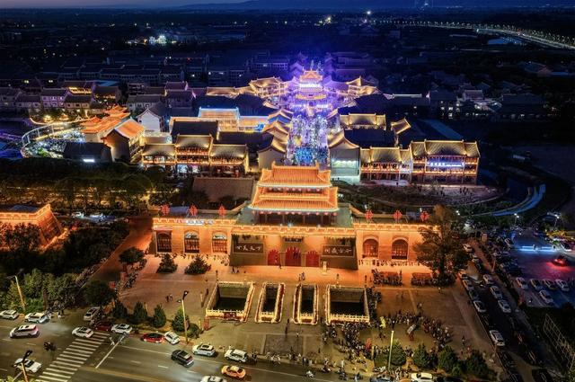 A scenic view of Zhangye Huiguan