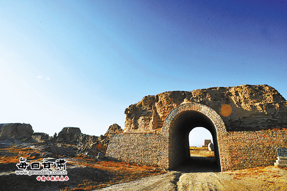 A scenic view of Zhangye Xusanwan Cheng Ji Muqun