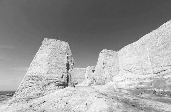 A scenic view of Zhangye Xusanwan Cheng Ji Muqun