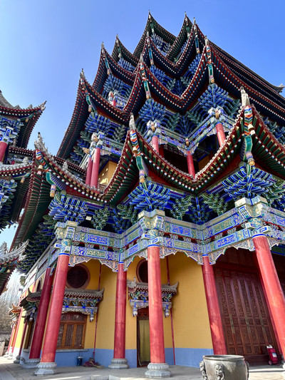 A scenic view of Zhangye Yuantongsi Ta