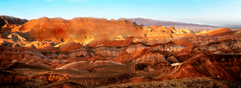 Unveiling Zhangye Yuantongsi Ta: A Spiritual Retreat in the Heart of Gansu