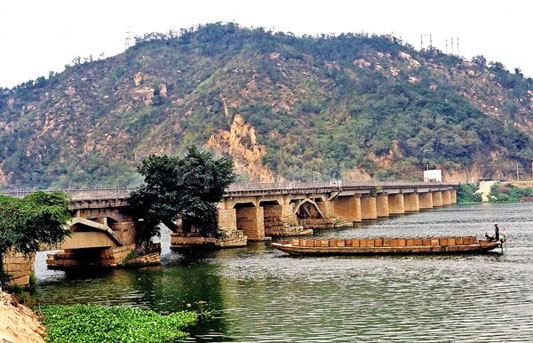 A scenic view of Zhangzhou Jiangdongqiao