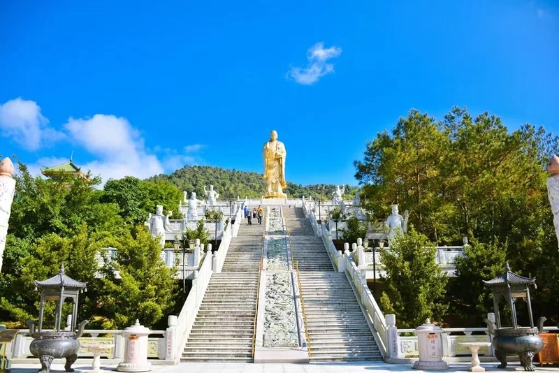 A scenic view of Zhangzhou Pinghe Chenghuangmiao