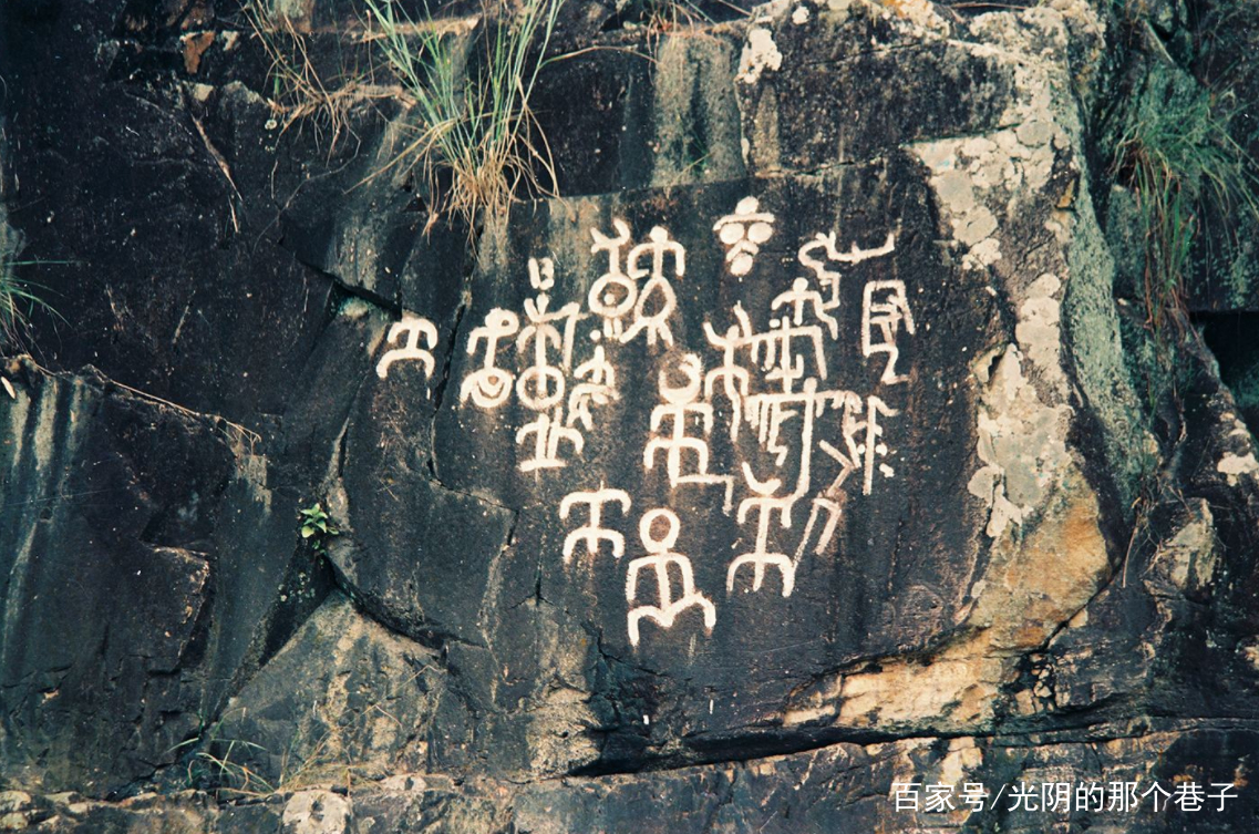 A scenic view of Zhangzhou Xianzitan Moya Shike
