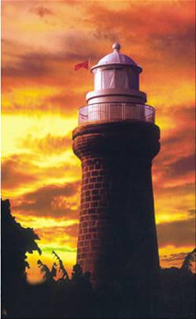 A scenic view of Zhanjiang Naozhou Dengta