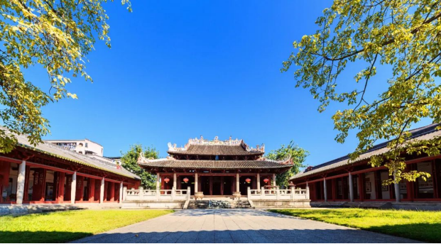 A scenic view of Zhaoqing Deqing Xuegong