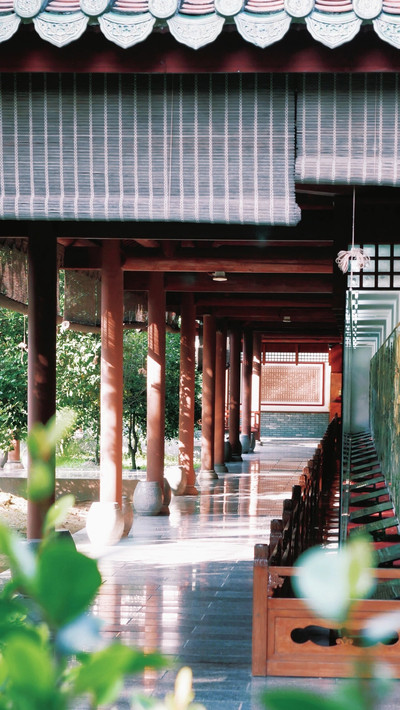 A scenic view of Zhaoqing Deqing Xuegong