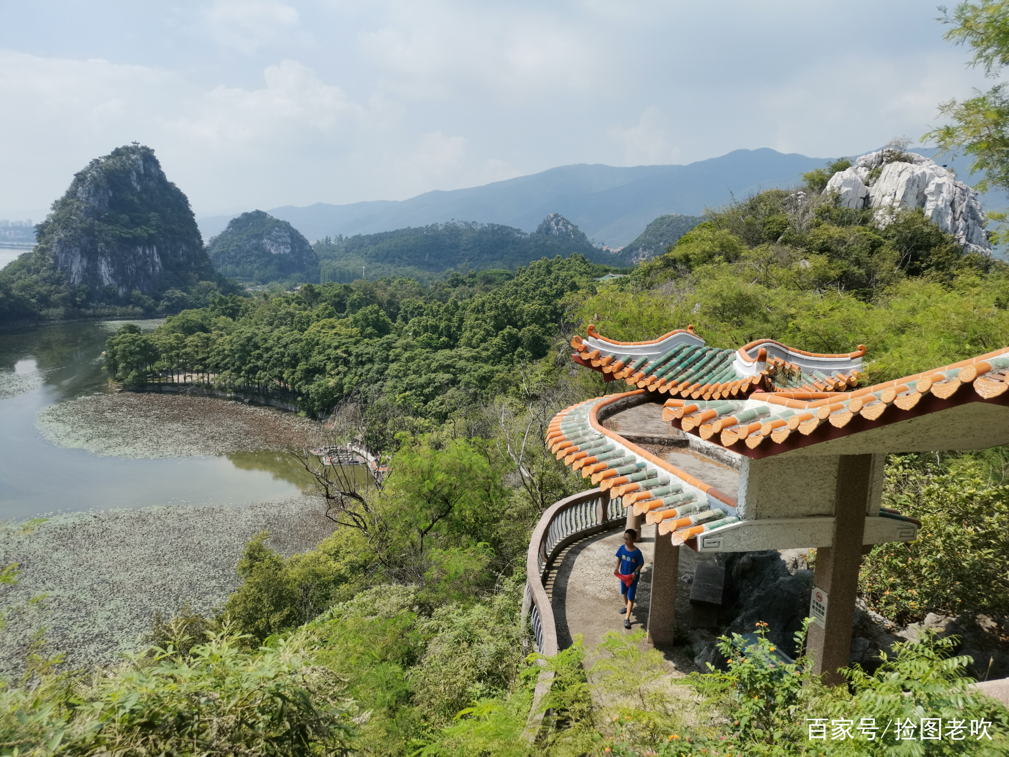 A scenic view of Zhaoqing Qixingyan Moya Shike