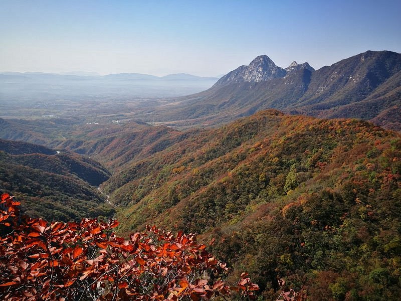 A scenic view of Zhengzhou Dazhoufengshantanyizhi