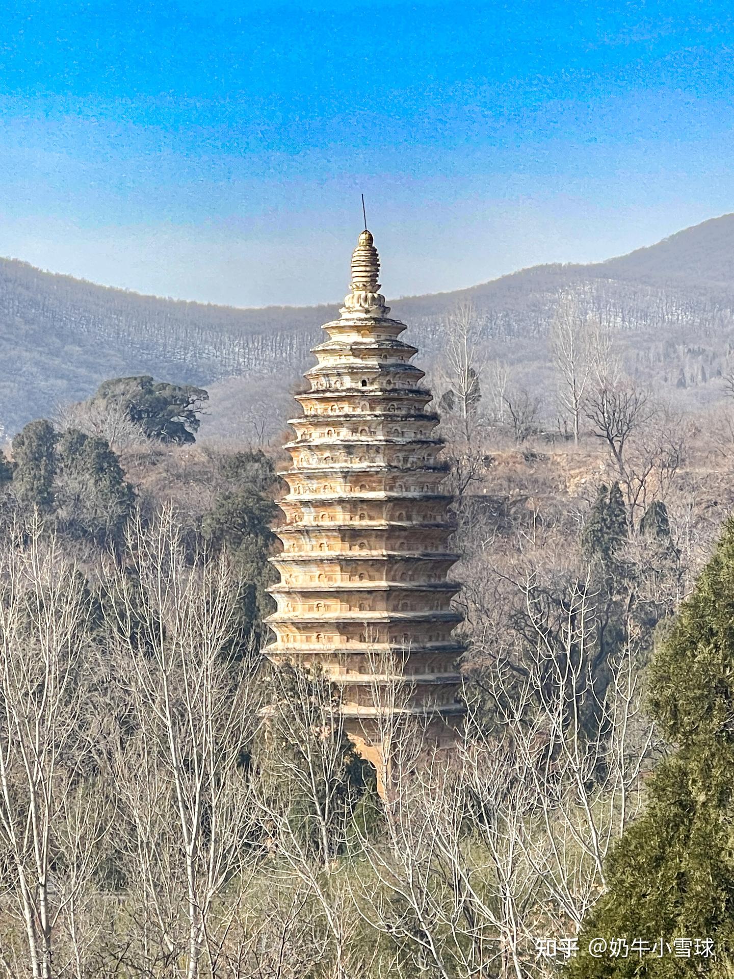 A scenic view of Zhengzhou Fawangsitia