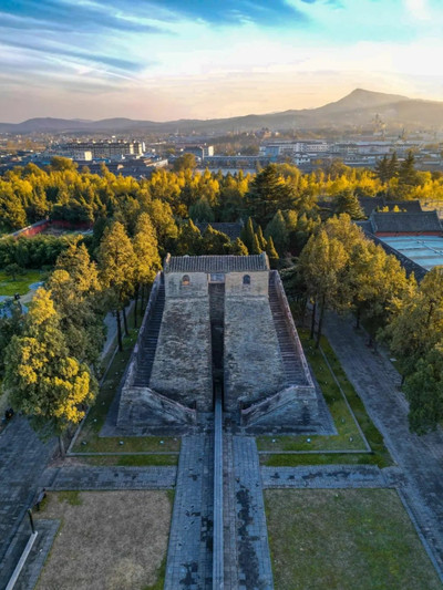 A scenic view of Zhengzhou Guanxingtai