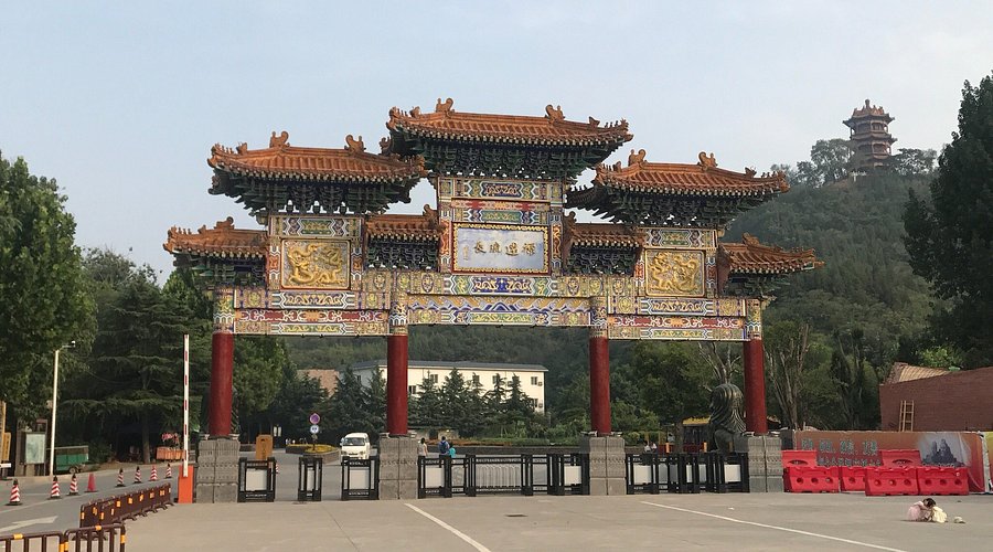 A scenic view of Zhengzhou Houzhouhuangling