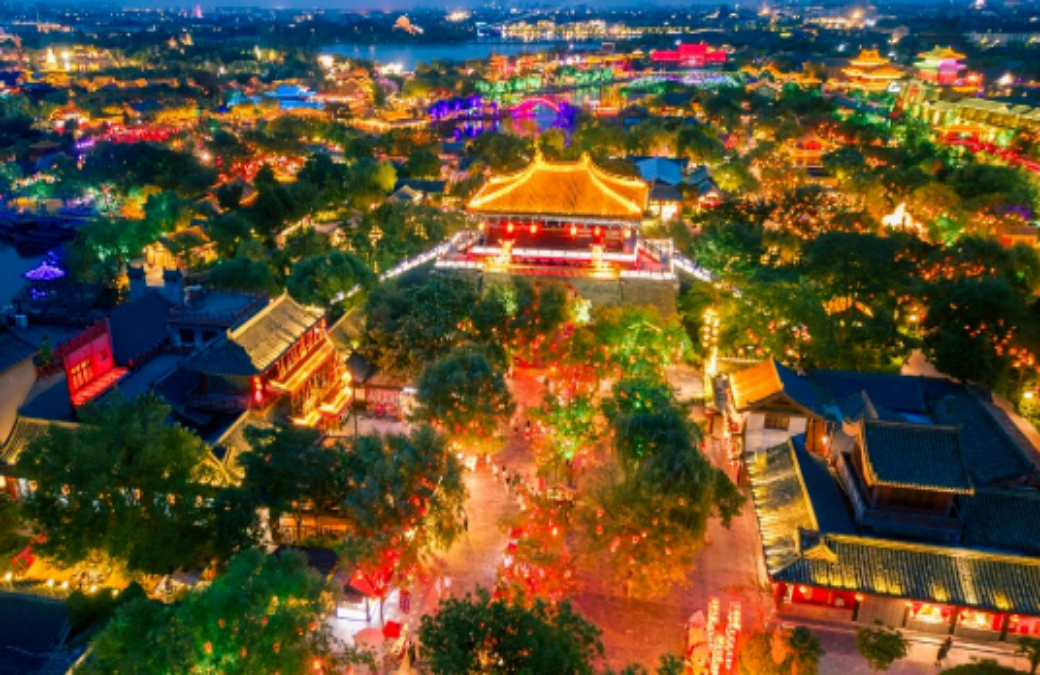 A scenic view of Zhengzhou Huayanggucheng