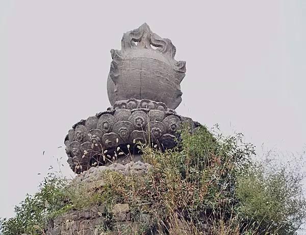 A scenic view of Zhengzhou Jingzangchanshita
