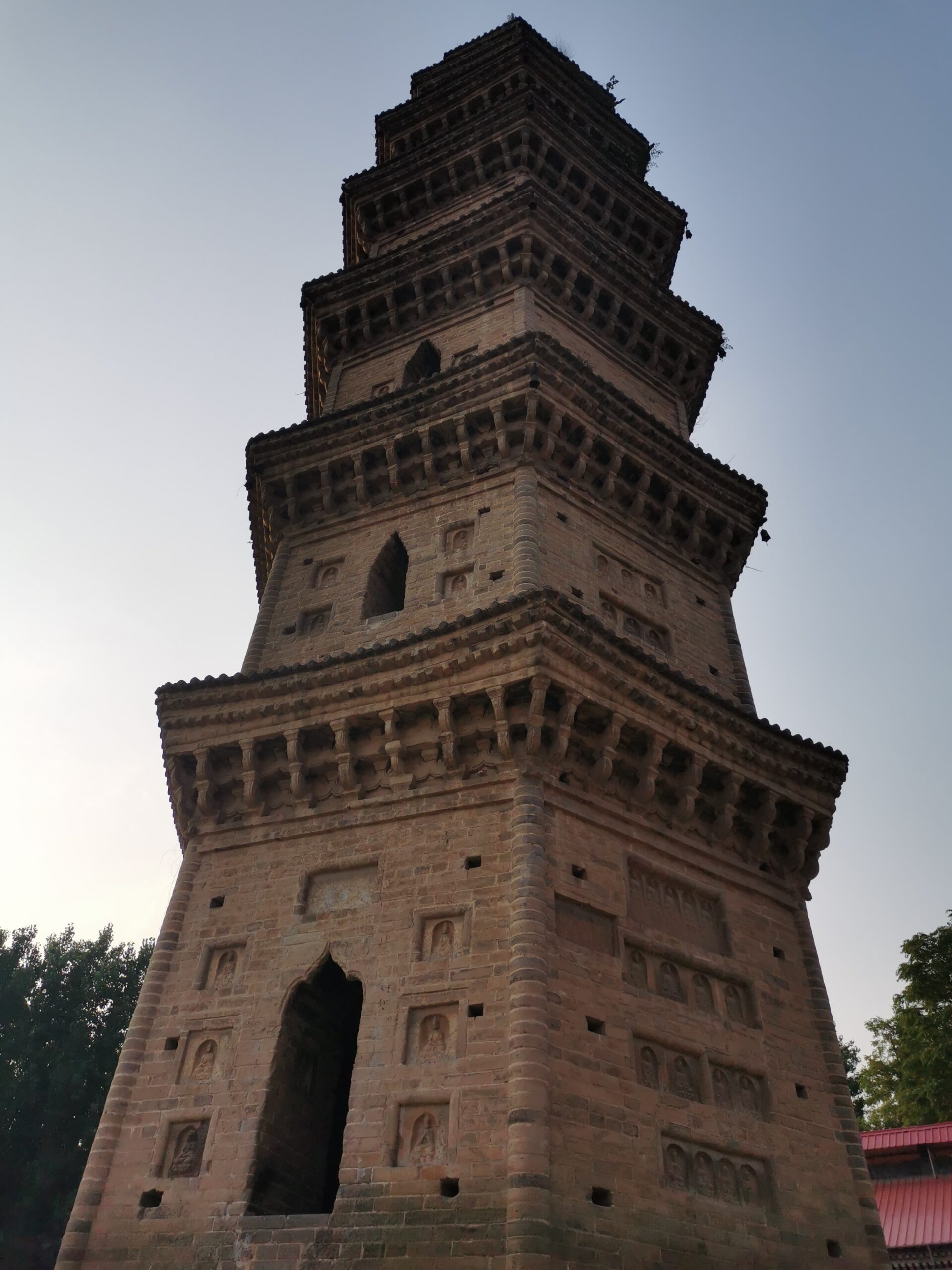 A scenic view of Zhengzhou Shoushengshishuangta