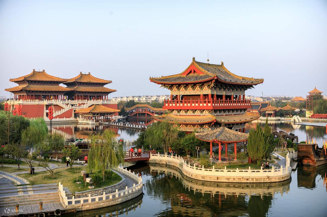A scenic view of Zhengzhou Wangjinglouyizhi