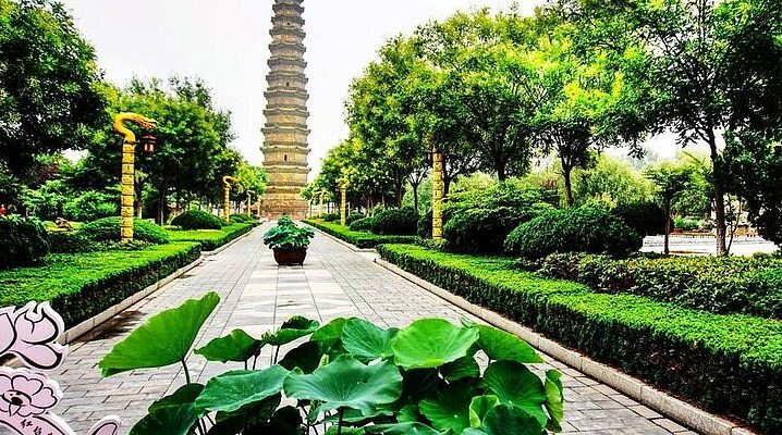 A scenic view of Zhengzhou Xiaoshuangqiaoyizhi