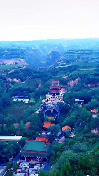 A scenic view of Zhengzhou Xingyanggucheng