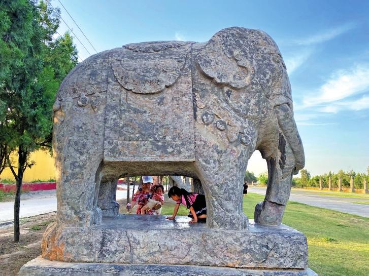 A scenic view of Zhengzhou Yongling Yonganling