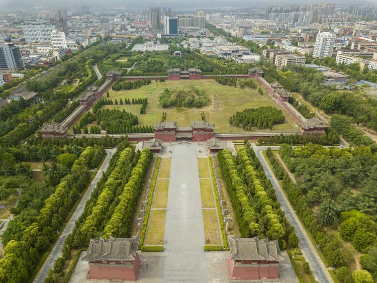 A scenic view of Zhengzhou Yongling Yongzhaoling